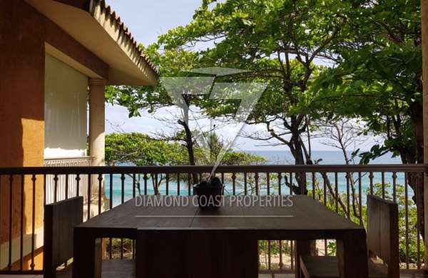 2 Bed Oceanfront Penthouse | Close to Encuentro (Surf Beach) | Perla Marina
