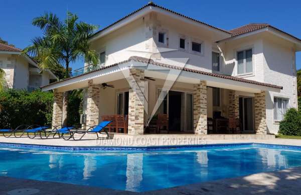 3 Bedroom Villa | Gated Community | Family Friendly | Tropical Surroundings